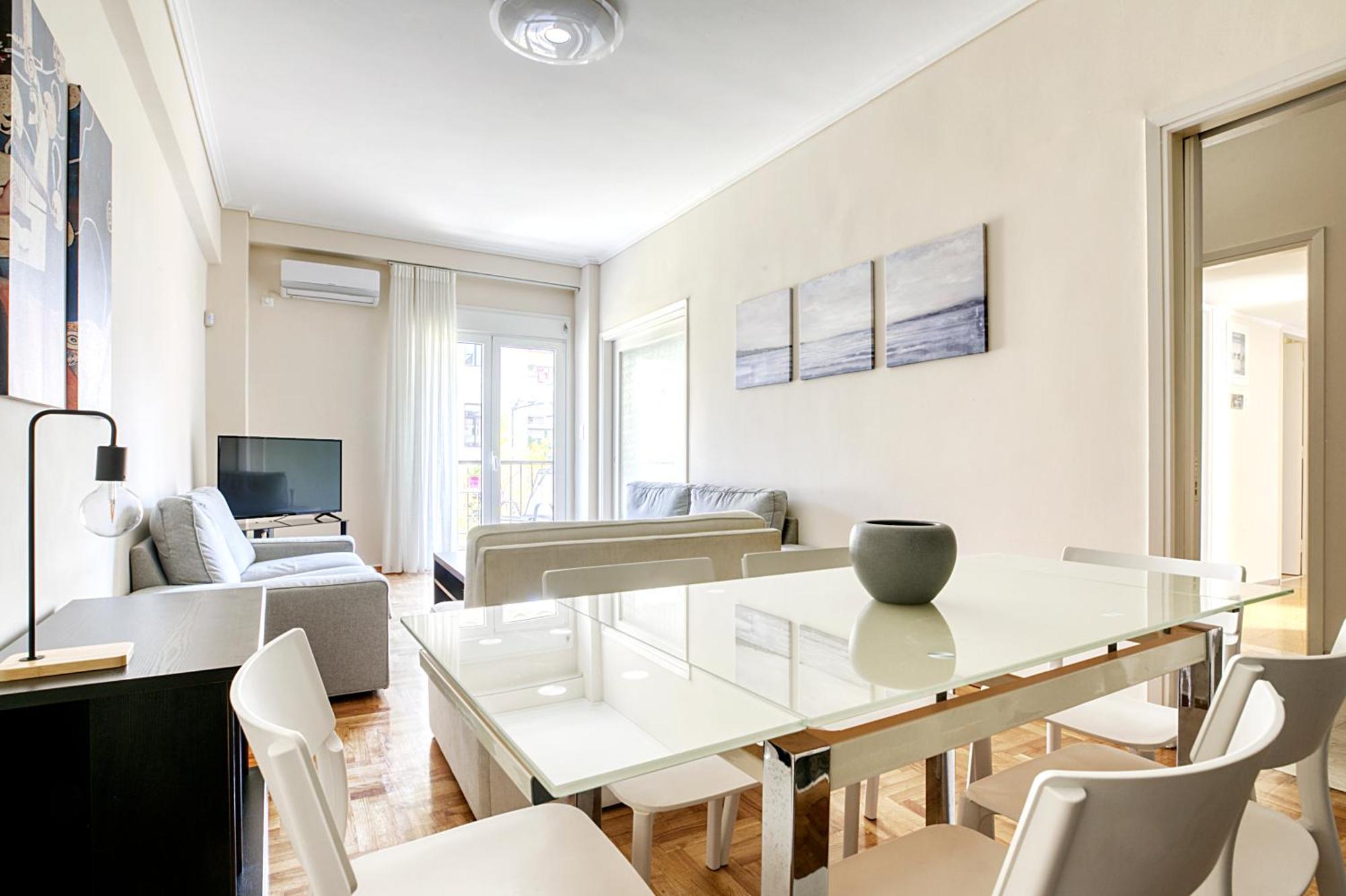 Apartment Nemesis - Comfort 6- Double Line Metro- 1000mbps Athens